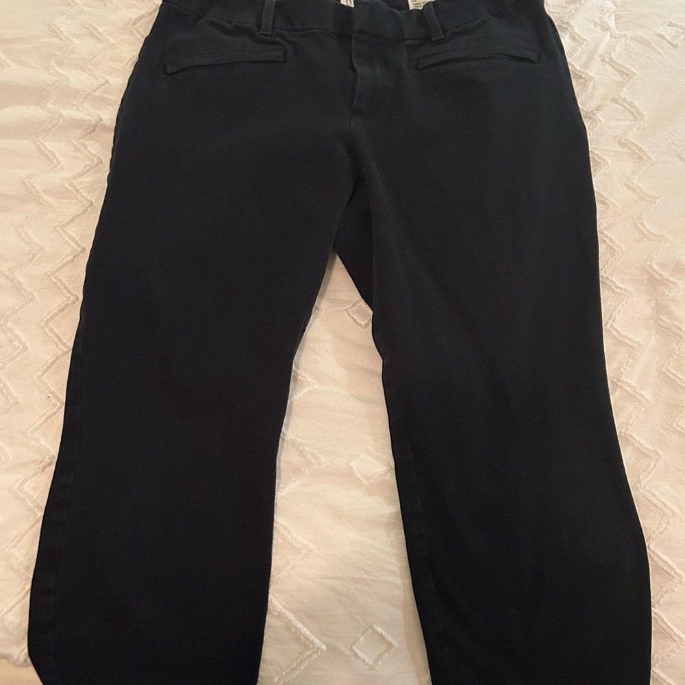 GAP Black Ankle Pants